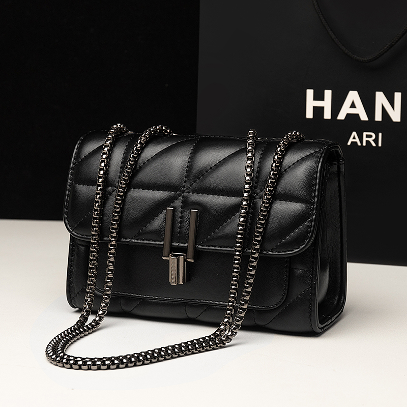 Women Bags Ysl - 클래식 퀼팅 디테일 스퀘어 백, 솔리드
