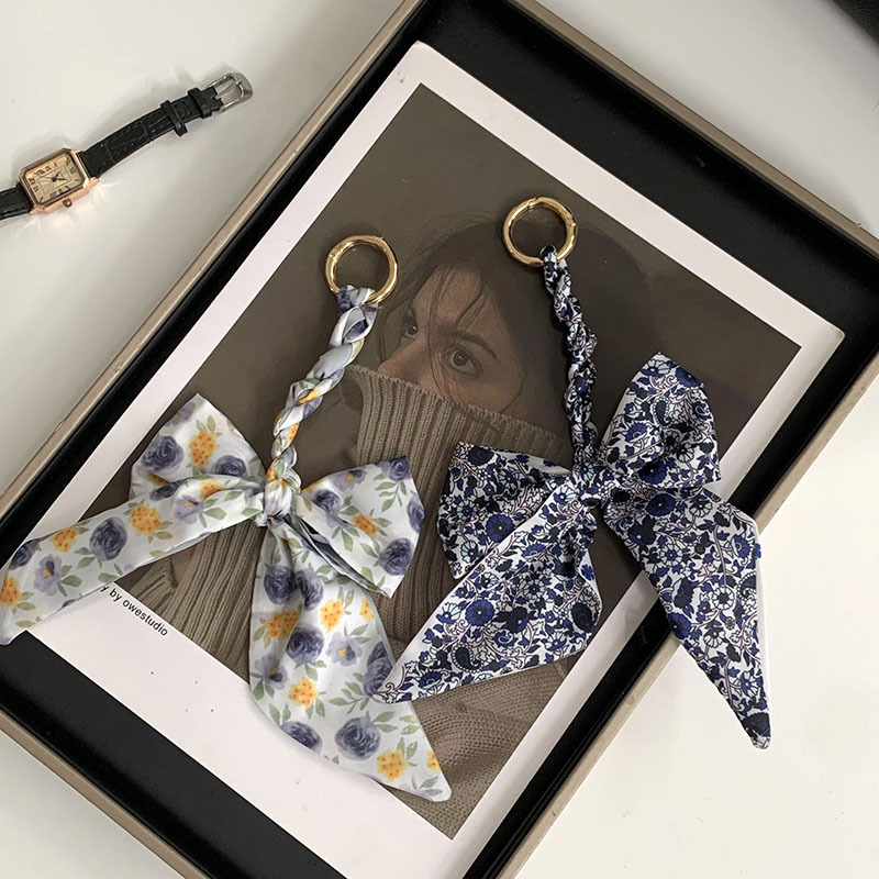 여성을 위한 새로운 컬러 손뜨개 실크 스카프 리본 펜던 - Women Bags Ysl 리뷰 및 가격