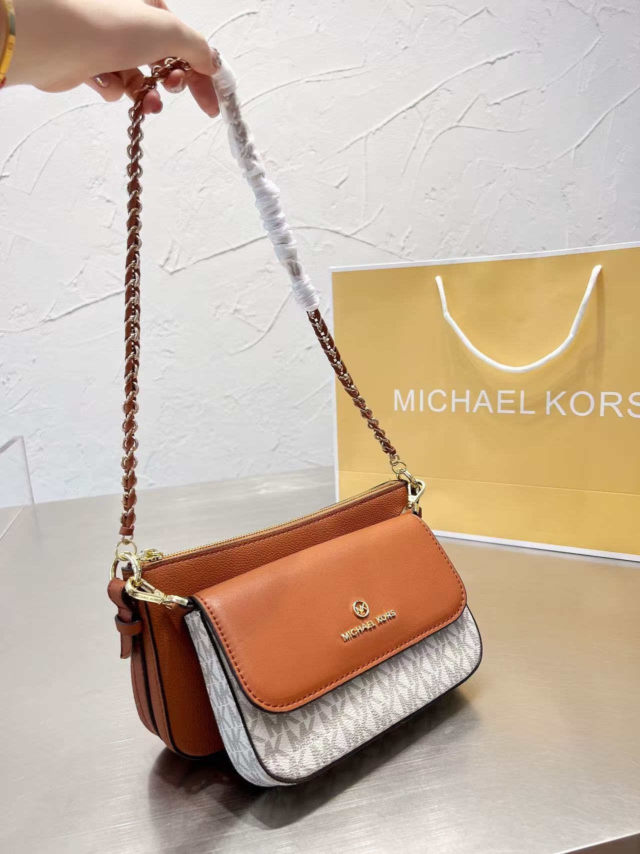 새로운 마이클 코어스 올 제트 세트 여성용 대형 PVC - Women'S Bags Michael Kors 리뷰 및 가격